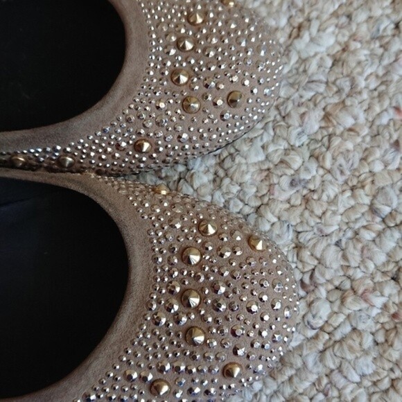 Stuart Weitzman Nubeads Suede Studded Flats size 7 - Picture 3 of 12